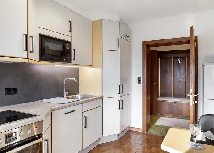 Bei Kompis ينباخ