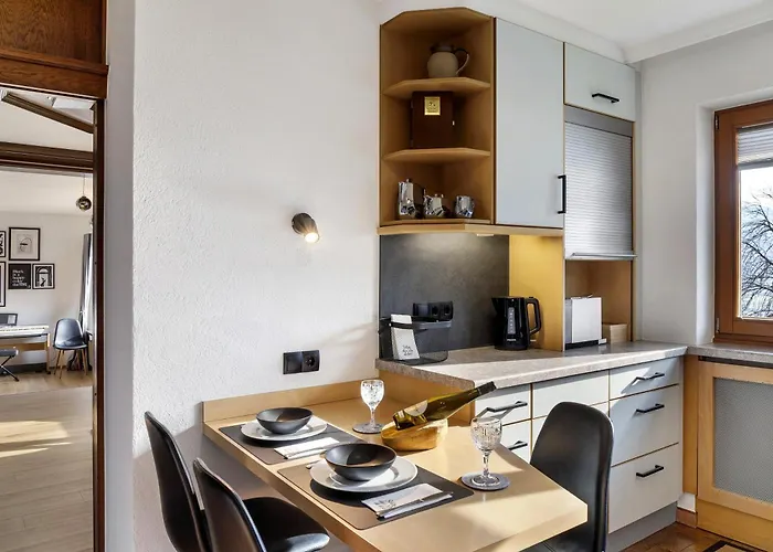 Bei Kompis ينباخ